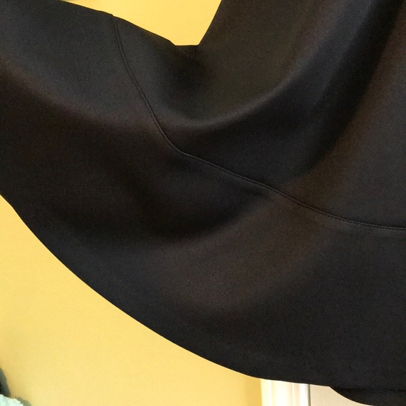 Perfect Little Black Dress - Picture 3 of 4